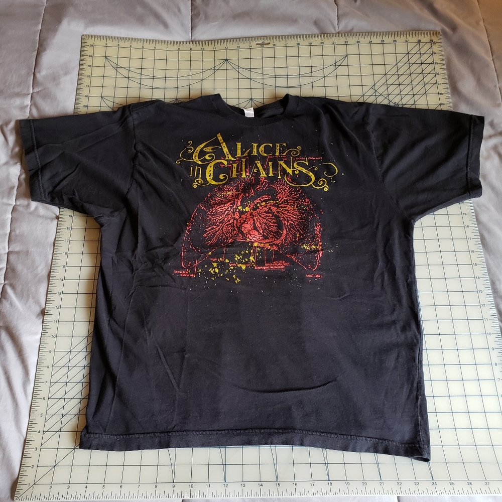 Alice in Chains 2 sided concert t shirt XL Heart
